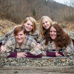 Meet your Posher, Brandy